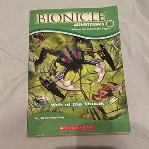 Scholastic Bionicle Adventures - Web of the Visorak Green Cover